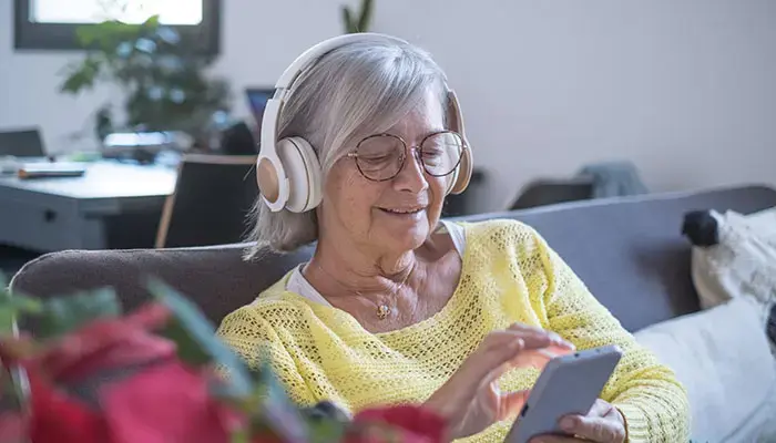 Top 6 Podcasts for Positive Aging