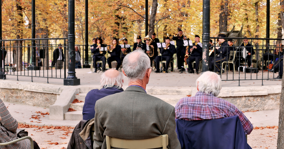 The Healing Power of Music: How Listening to Music Can Benefit Seniors