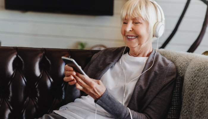 Top Health & Wellness Podcasts Perfect for Older Women